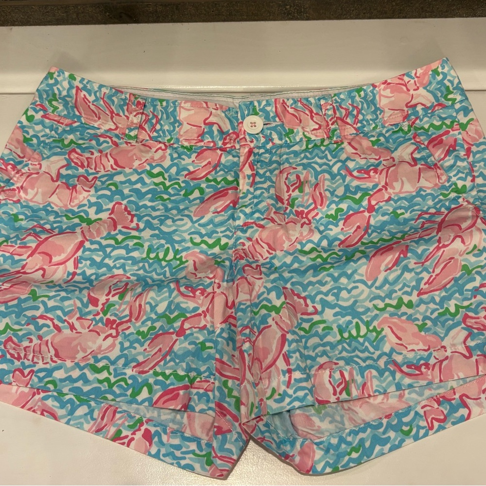 Lilly Pulitzer Callahans. Size 8. Lobstah roll.
